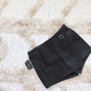 F21 Faux Leather Skort 💕💕